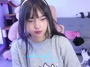 KuroChan420  live sex cam