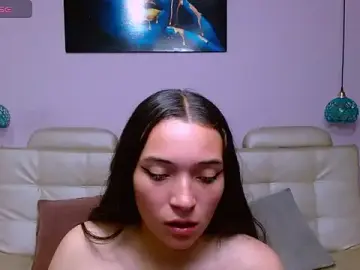 Marianne_Cam  live sex cam