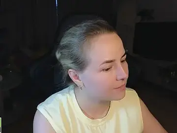 Mira_Mermayd  live sex cam