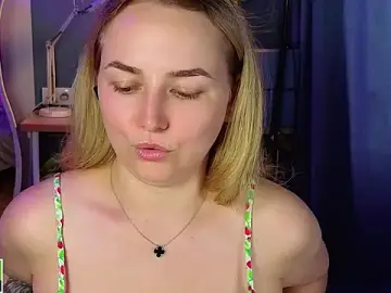Mira_Mermayd  live sex cam