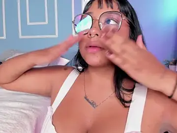 Isabella_zc  live sex cam