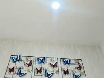 Kendall_queen__  live sex cam