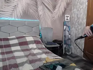 Uliastar  live sex cam