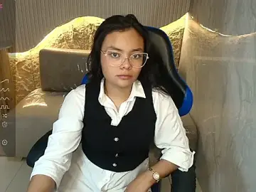 Aisha_Leenss_r  live sex cam
