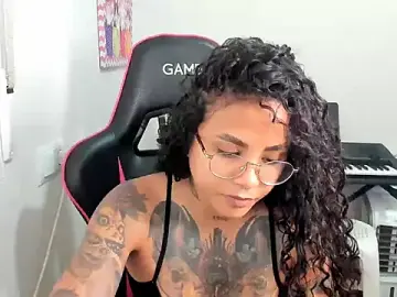 Ama_music  live sex cam