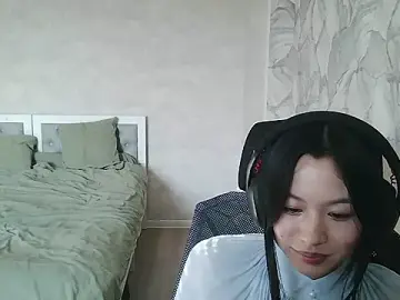 JacklynGingrich  live sex cam