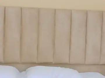 NaomiVelvet_  live sex cam