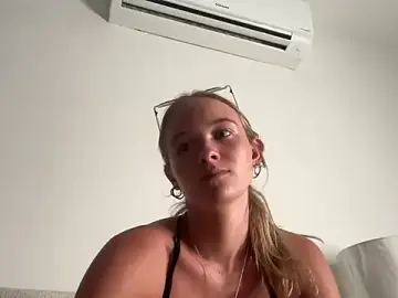 Brookeedawson  live sex cam