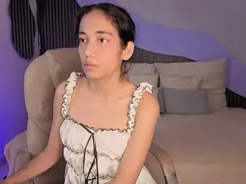 Hot_little_bunny  live sex cam