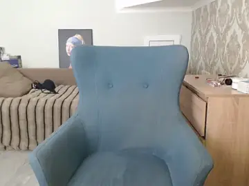 Mallinia  live sex cam