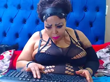 Ebonycandy10  live sex cam