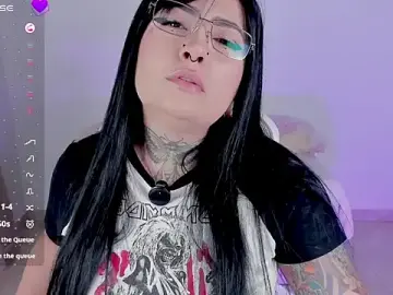 Heeyy_kitty  live sex cam