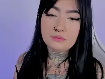 Heeyy_kitty  live sex cam