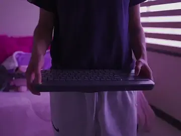 Tommy_blue  live sex cam