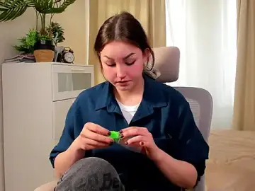 EdythSullens  live sex cam