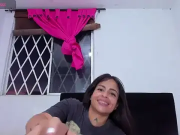 KarlyeKloss  live sex cam