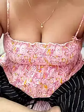 Tamil_Hot_Kulfi  live sex cam