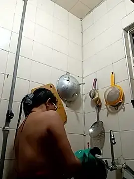 Kelly_squirting  live sex cam