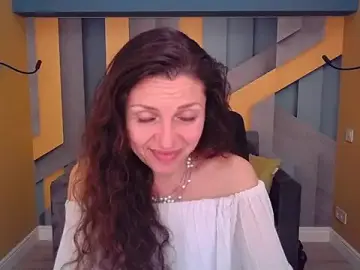 EllaLong  live sex cam
