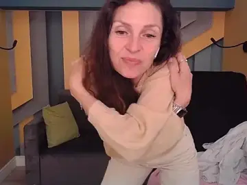 EllaLong  live sex cam
