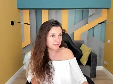 EllaLong  live sex cam