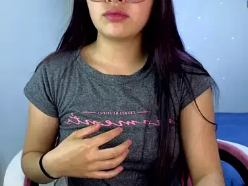 Nina_hot57  live sex cam