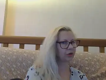 Olyris  live sex cam