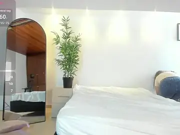 VenusCooper  live sex cam