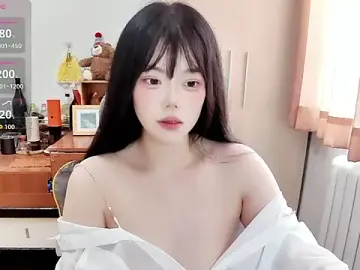 Xiaobai5201314  live sex cam