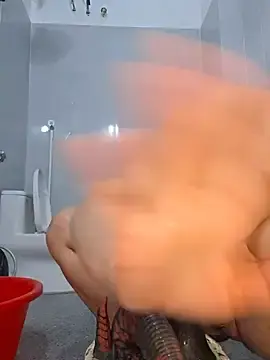 Bongbong-mup  live sex cam