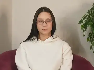 CecilaHilgers  live sex cam