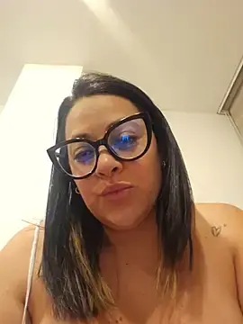 Itsmya  live sex cam