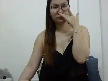 Kiko_sunflower  live sex cam