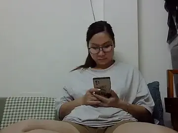 Kiko_sunflower  live sex cam