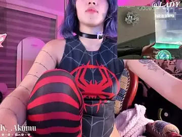 LadyAkumu  live sex cam