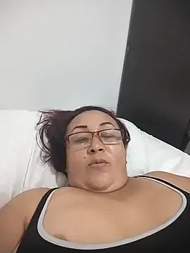 Nini_Love_  live sex cam