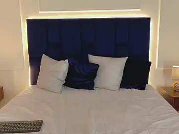 Chloe_wilson7  live sex cam