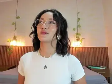 Daphne_courtis  live sex cam
