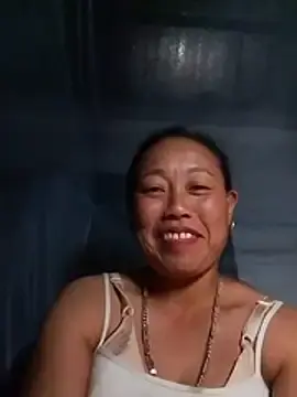 Lytrang  live sex cam