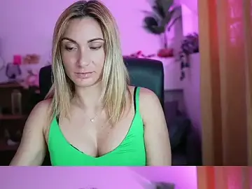 Cum_with_sarah18  live sex cam