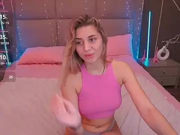 GinnyQueen  live sex cam