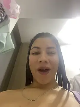 Lizziegrey001  live sex cam