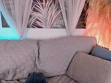 Nicolle_W  live sex cam
