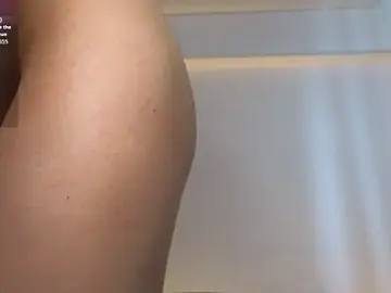LunaKirby  live sex cam