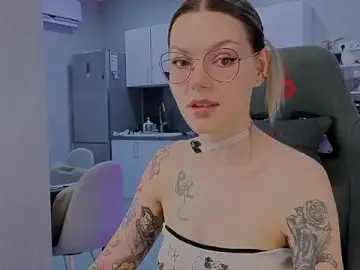 Marta_May_  live sex cam