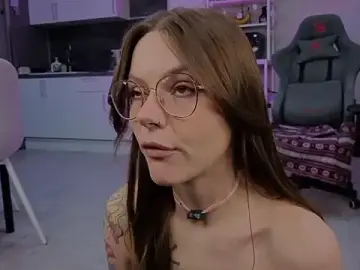 Marta_May_  live sex cam
