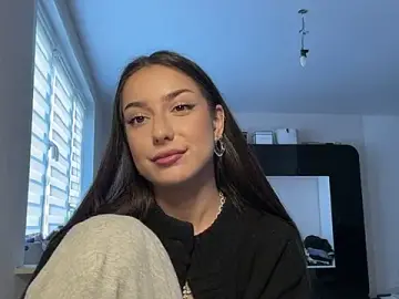 MercyOzenne  live sex cam