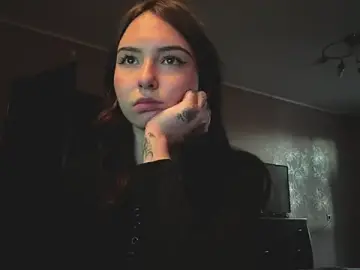 SundayBubert  live sex cam