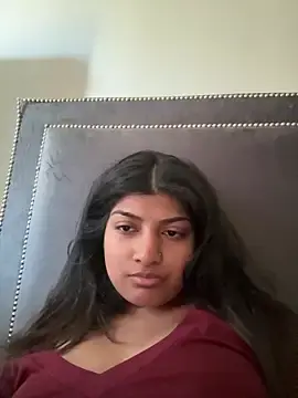 Bengalibaddie777  live sex cam