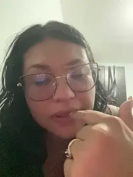 Mavievil-  live sex cam